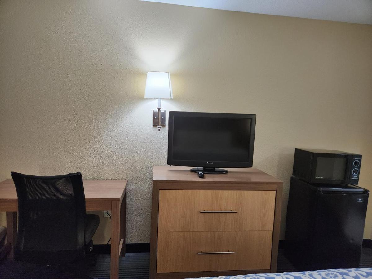 هندرسون Budget Host Inn المظهر الخارجي الصورة