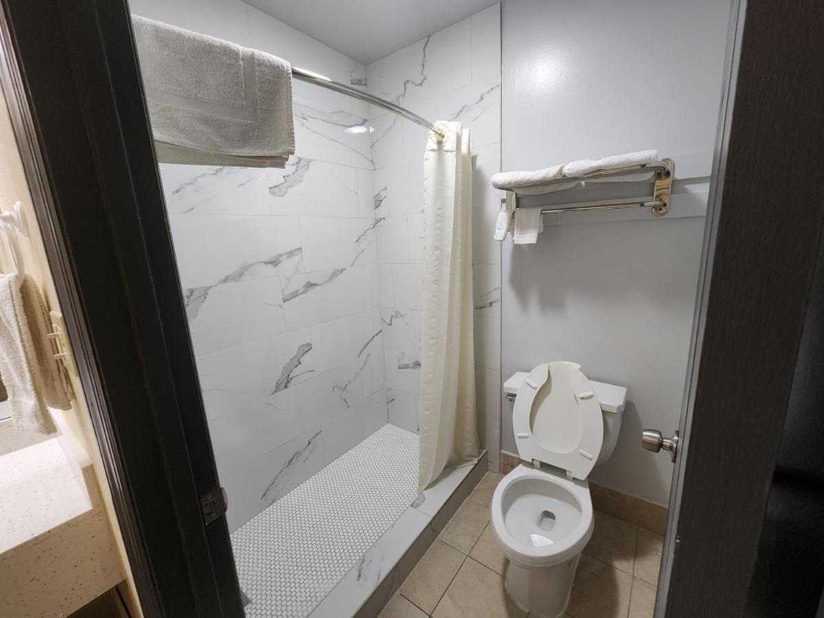 هندرسون Budget Host Inn المظهر الخارجي الصورة