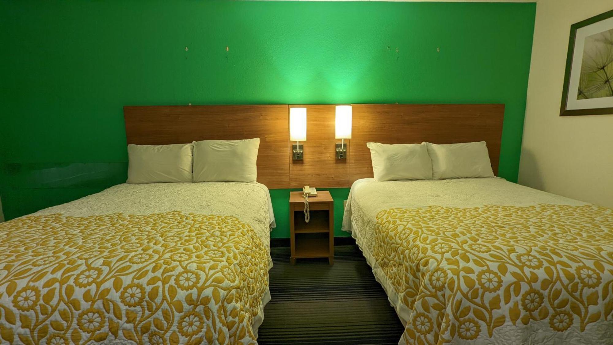 هندرسون Budget Host Inn المظهر الخارجي الصورة